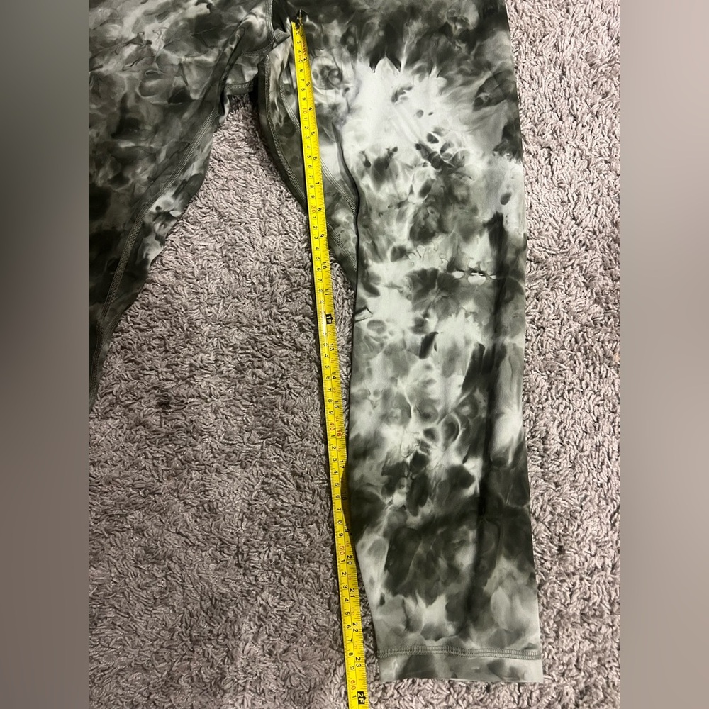 lululemon athletica Green Tie-Dye High-Rise Leggings - Picture 8 of 9